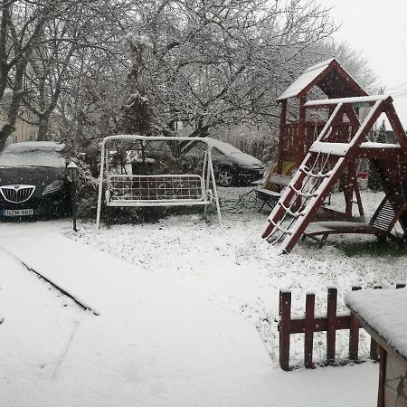 Diofa Apartman Abda Exterior foto